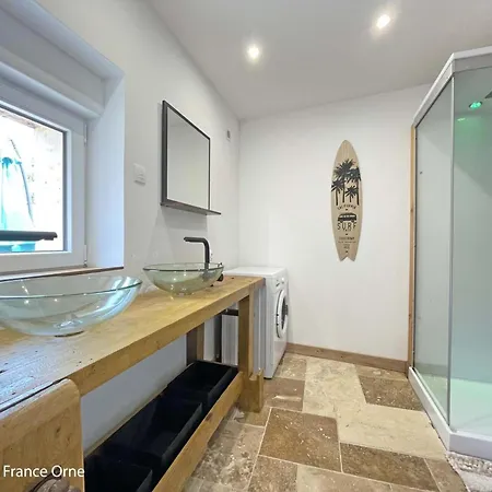 Дом отдыха Maison En Pierre Avec Et Animaux Acceptes - Fr-1-497-185 Reveillon