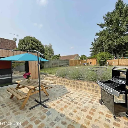 Maison En Pierre Avec Et Animaux Acceptes - Fr-1-497-185