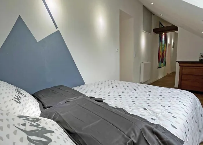 Holiday home Maison Ancienne - 8 Pers. - Fr-1-497-185